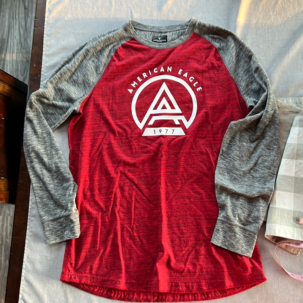 American Eagle red& gray long sleeve shirt